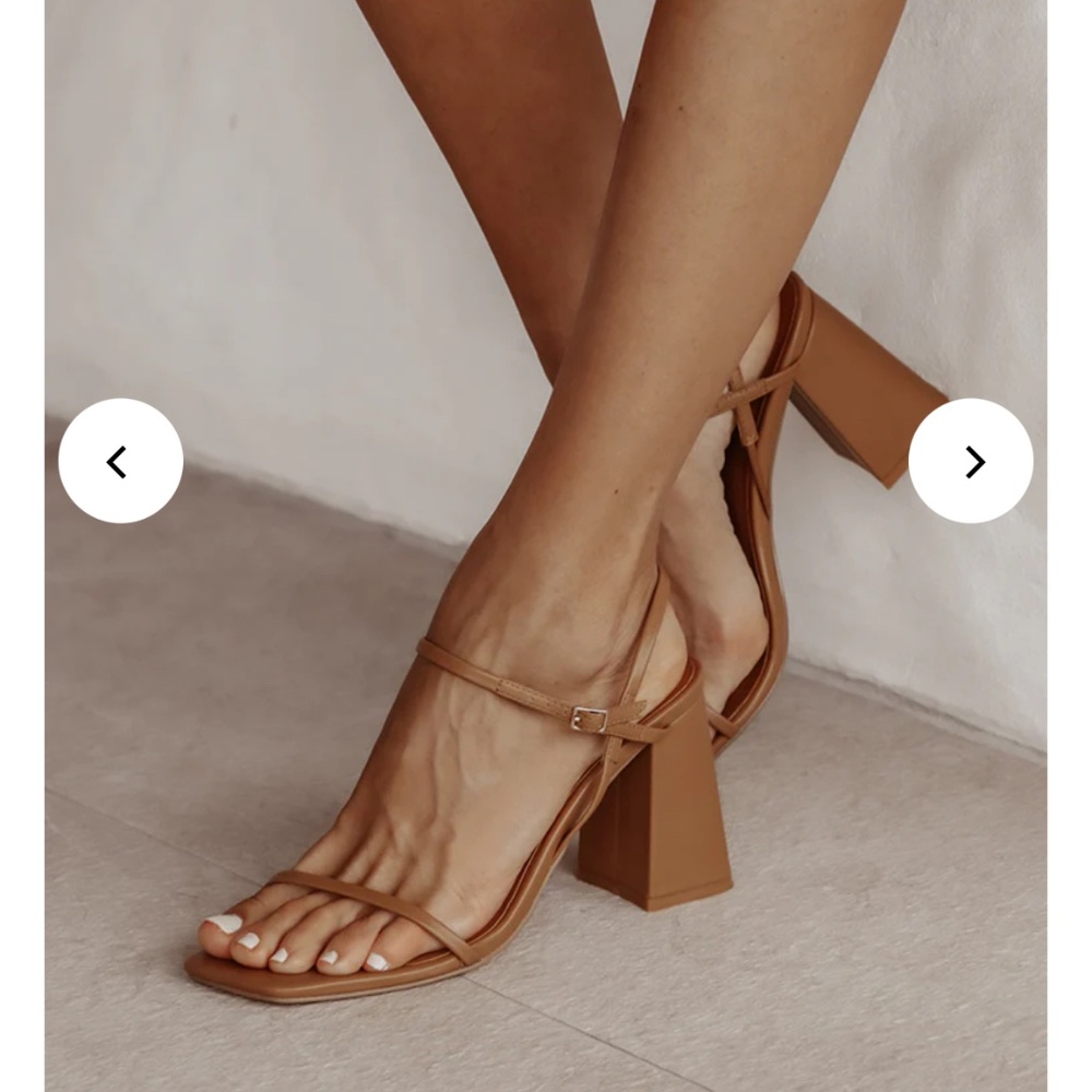 Tan Heels - Picture 4 of 4